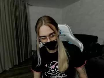 elli_26 from Chaturbate