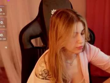 Girls: discover live performances with matured cam models, from teasing to fixations, in a variety of stunning live sex cams.