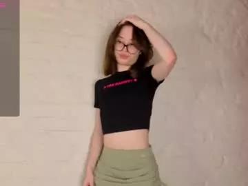 Girls: discover live performances with matured cam models, from teasing to fixations, in a variety of stunning live sex cams.