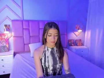 Girls: discover live performances with matured cam models, from teasing to fixations, in a variety of stunning live sex cams.