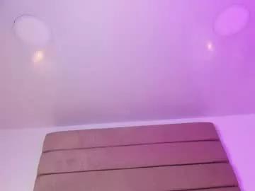 Girls: discover live performances with matured cam models, from teasing to fixations, in a variety of stunning live sex cams.