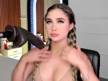 Girls: discover live performances with matured cam models, from teasing to fixations, in a variety of stunning live sex cams.