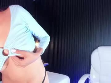 Girls: discover live performances with matured cam models, from teasing to fixations, in a variety of stunning live sex cams.