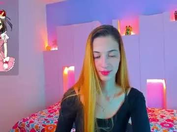 Girls: discover live performances with matured cam models, from teasing to fixations, in a variety of stunning live sex cams.