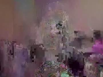 Girls: discover live performances with matured cam models, from teasing to fixations, in a variety of stunning live sex cams.