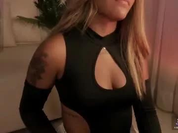 Girls: discover live performances with matured cam models, from teasing to fixations, in a variety of stunning live sex cams.
