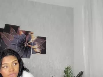 Girls: discover live performances with matured cam models, from teasing to fixations, in a variety of stunning live sex cams.