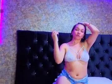 Girls: discover live performances with matured cam models, from teasing to fixations, in a variety of stunning live sex cams.
