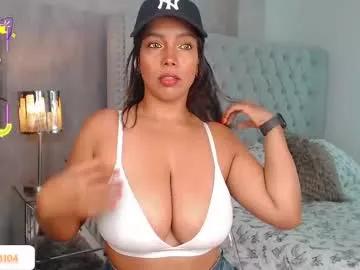 Girls: discover live performances with matured cam models, from teasing to fixations, in a variety of stunning live sex cams.