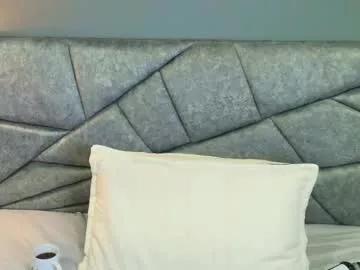 Girls: discover live performances with matured cam models, from teasing to fixations, in a variety of stunning live sex cams.