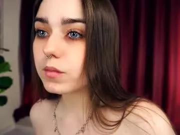 Girls: discover live performances with matured cam models, from teasing to fixations, in a variety of stunning live sex cams.
