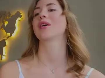 emmi_rosee from Chaturbate