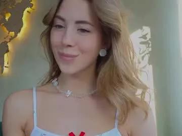 emmi_rosee from Chaturbate