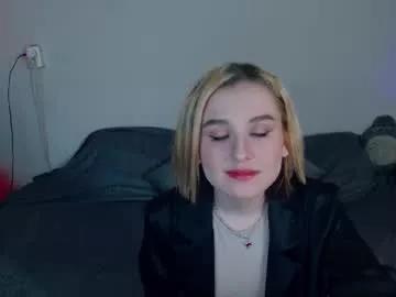 Girls: discover live performances with matured cam models, from teasing to fixations, in a variety of stunning live sex cams.