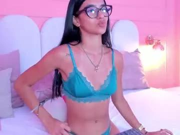 Girls: discover live performances with matured cam models, from teasing to fixations, in a variety of stunning live sex cams.
