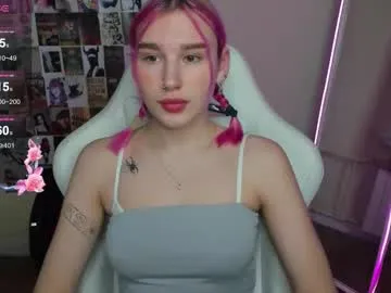 evelinalu on Chaturbate