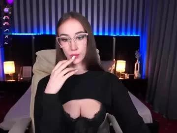 evelyn_rush1 from Chaturbate
