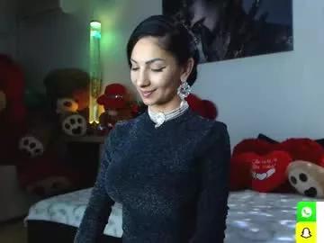 Girls: discover live performances with matured cam models, from teasing to fixations, in a variety of stunning live sex cams.