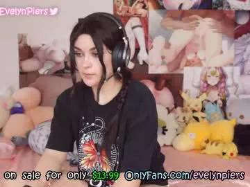 evelynpiers from Chaturbate