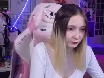evie_rosen from Chaturbate