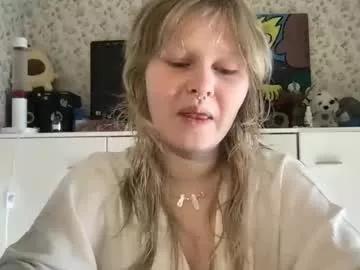 Girls: discover live performances with matured cam models, from teasing to fixations, in a variety of stunning live sex cams.