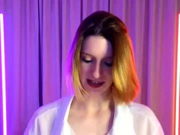 Girls: discover live performances with matured cam models, from teasing to fixations, in a variety of stunning live sex cams.