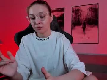 Girls: discover live performances with matured cam models, from teasing to fixations, in a variety of stunning live sex cams.