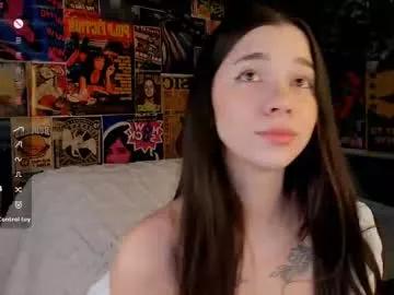 Girls: discover live performances with matured cam models, from teasing to fixations, in a variety of stunning live sex cams.