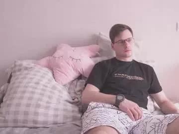 fluffy_hat from Chaturbate