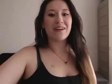 Girls: discover live performances with matured cam models, from teasing to fixations, in a variety of stunning live sex cams.