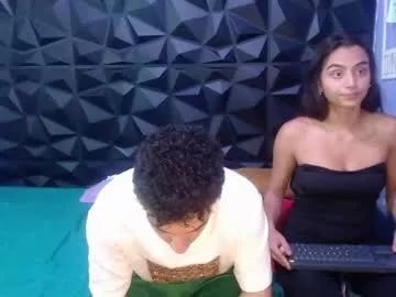 Girls: discover live performances with matured cam models, from teasing to fixations, in a variety of stunning live sex cams.