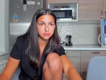 Girls: discover live performances with matured cam models, from teasing to fixations, in a variety of stunning live sex cams.