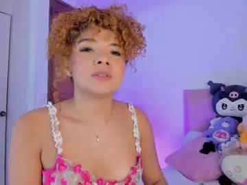 Girls: discover live performances with matured cam models, from teasing to fixations, in a variety of stunning live sex cams.