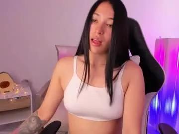 Girls: discover live performances with matured cam models, from teasing to fixations, in a variety of stunning live sex cams.
