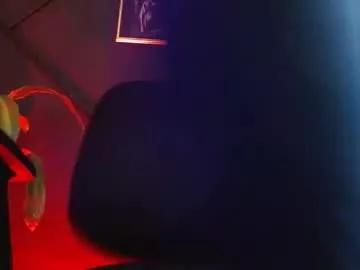 Girls: discover live performances with matured cam models, from teasing to fixations, in a variety of stunning live sex cams.