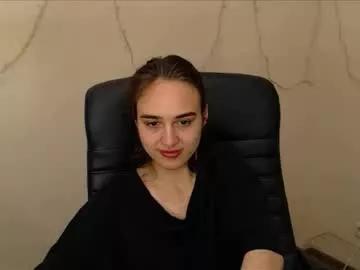 Girls: discover live performances with matured cam models, from teasing to fixations, in a variety of stunning live sex cams.