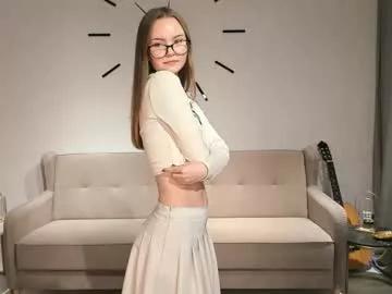 Girls: discover live performances with matured cam models, from teasing to fixations, in a variety of stunning live sex cams.