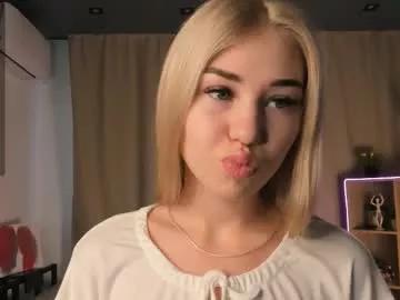 Girls: discover live performances with matured cam models, from teasing to fixations, in a variety of stunning live sex cams.