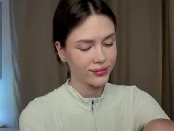 Girls: discover live performances with matured cam models, from teasing to fixations, in a variety of stunning live sex cams.