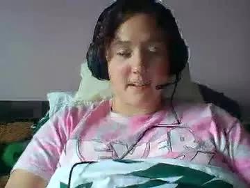 genevievemtl from Chaturbate