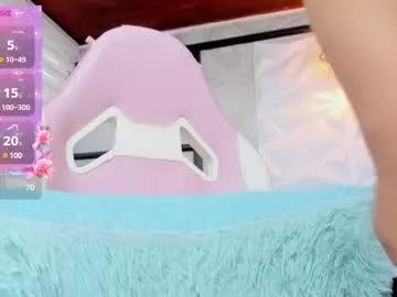Girls: discover live performances with matured cam models, from teasing to fixations, in a variety of stunning live sex cams.