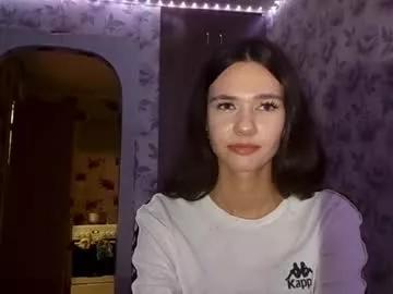 Girls: discover live performances with matured cam models, from teasing to fixations, in a variety of stunning live sex cams.