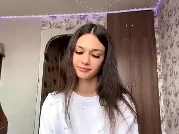 Girls: discover live performances with matured cam models, from teasing to fixations, in a variety of stunning live sex cams.