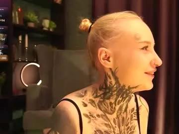 goddes_calzedonia from Chaturbate