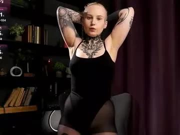 goddes_calzedonia from Chaturbate