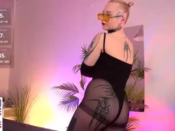 goddes_calzedonia from Chaturbate