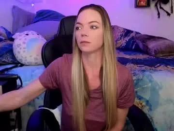 Girls: discover live performances with matured cam models, from teasing to fixations, in a variety of stunning live sex cams.