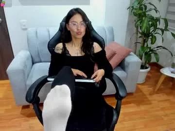 Girls: discover live performances with matured cam models, from teasing to fixations, in a variety of stunning live sex cams.