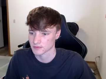 gucciboi4 from Chaturbate