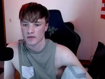 gucciboi4 from Chaturbate